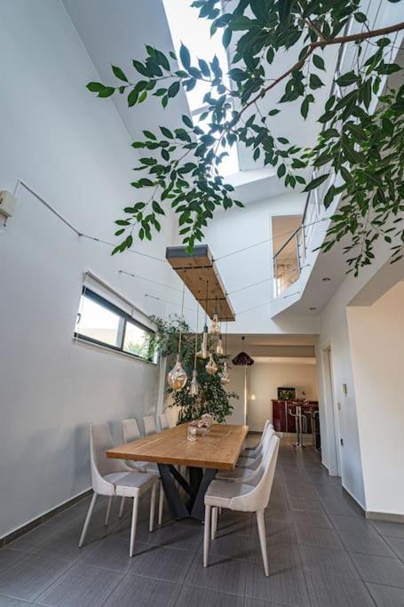 Kambánion Villa Detoro מראה חיצוני תמונה